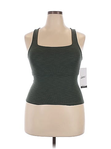Lezat Tank Top (view 1)