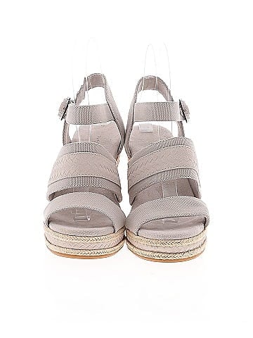 TOMS Sandals (view 2)