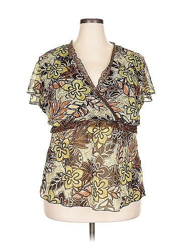Lane Bryant Outlet Short Sleeve Blouse (view 1)