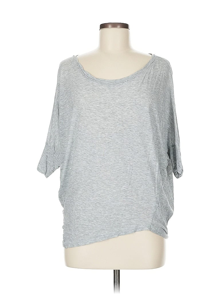 Pre-owned Lush 3/4 Sleeve T-shirt In Gray