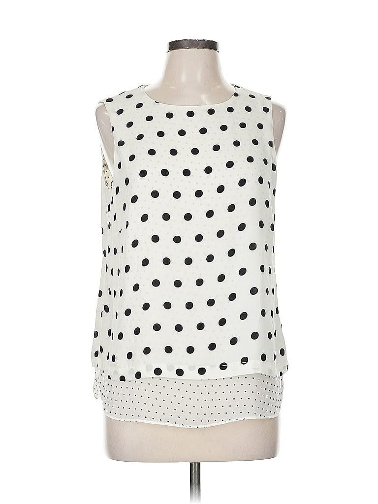 Click to view more detailed imagery on our partner's website Pre-owned Rose + Olive Sleeveless Blouse In White