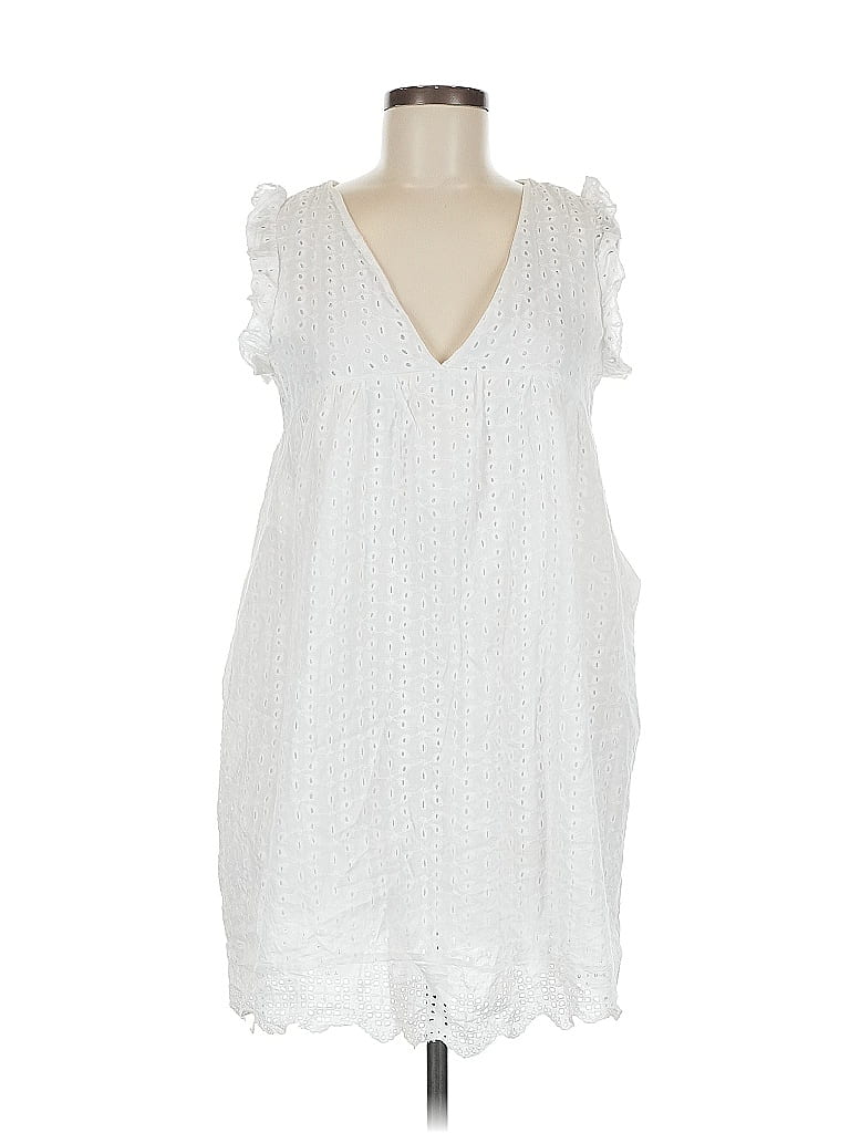 Pre-owned Shein Casual Dress In White