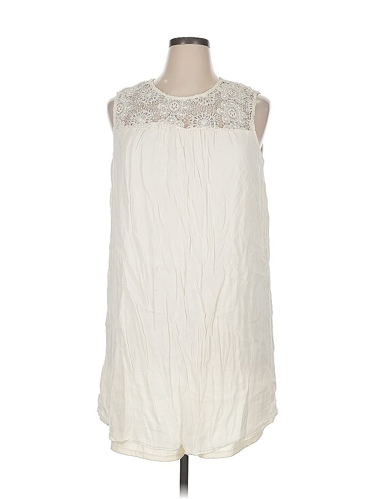 Pre-owned Old Navy Casual Dress In White