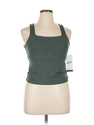 Lezat Tank Top (view 1)