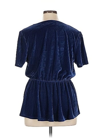 Lane Bryant Outlet Short Sleeve Blouse (view 2)