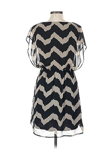 Francesca's Casual Dress (view 2)