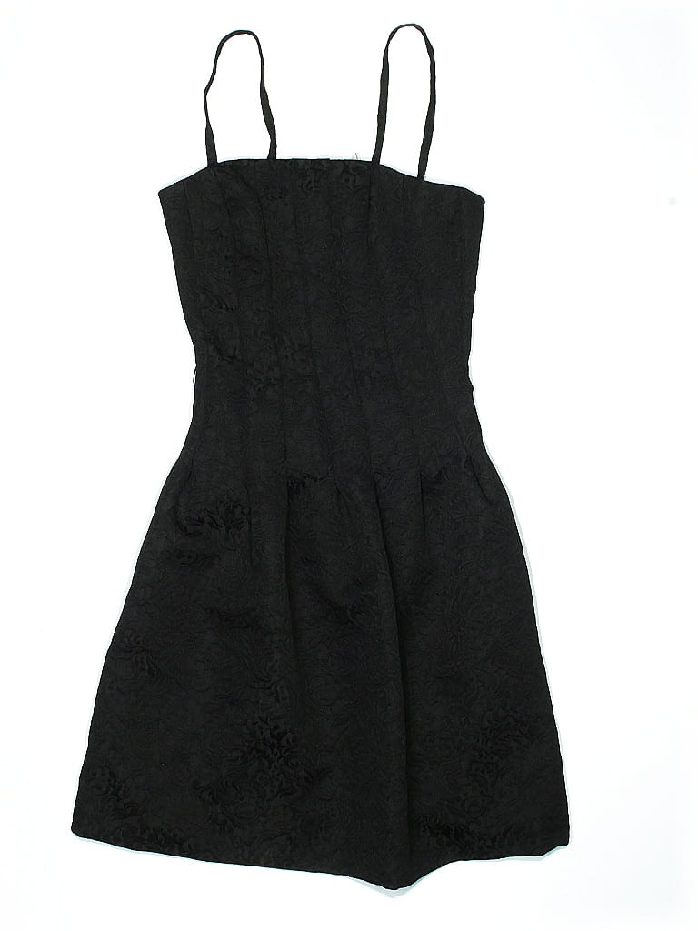 Pre-owned H&m Cocktail Dress In Black