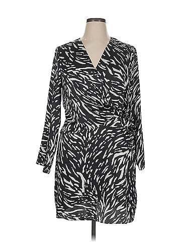 Donna Morgan Casual Dress (view 1)