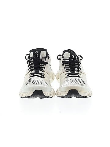 On Cloud Sneakers (view 2)