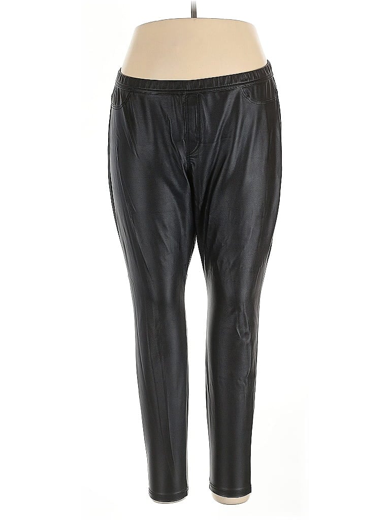 Click to view more detailed imagery on our partner's website Pre-owned Hue Active Pants In Black