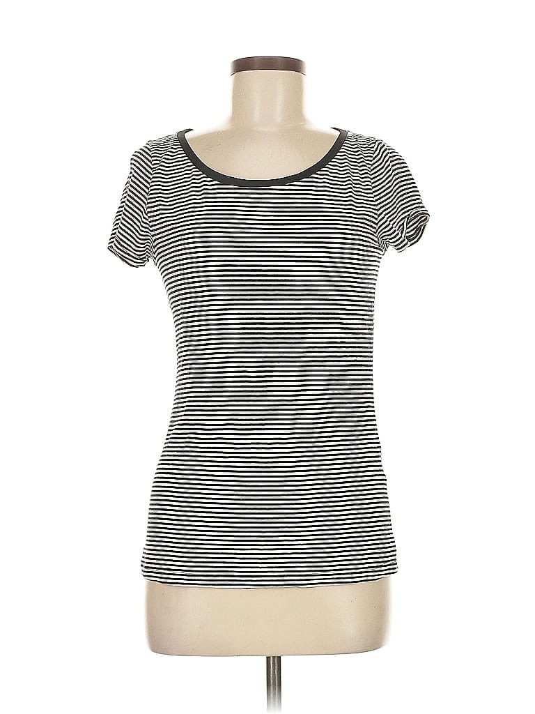 Click to view more detailed imagery on our partner's website Pre-owned Banana Republic Short Sleeve T-shirt In Black