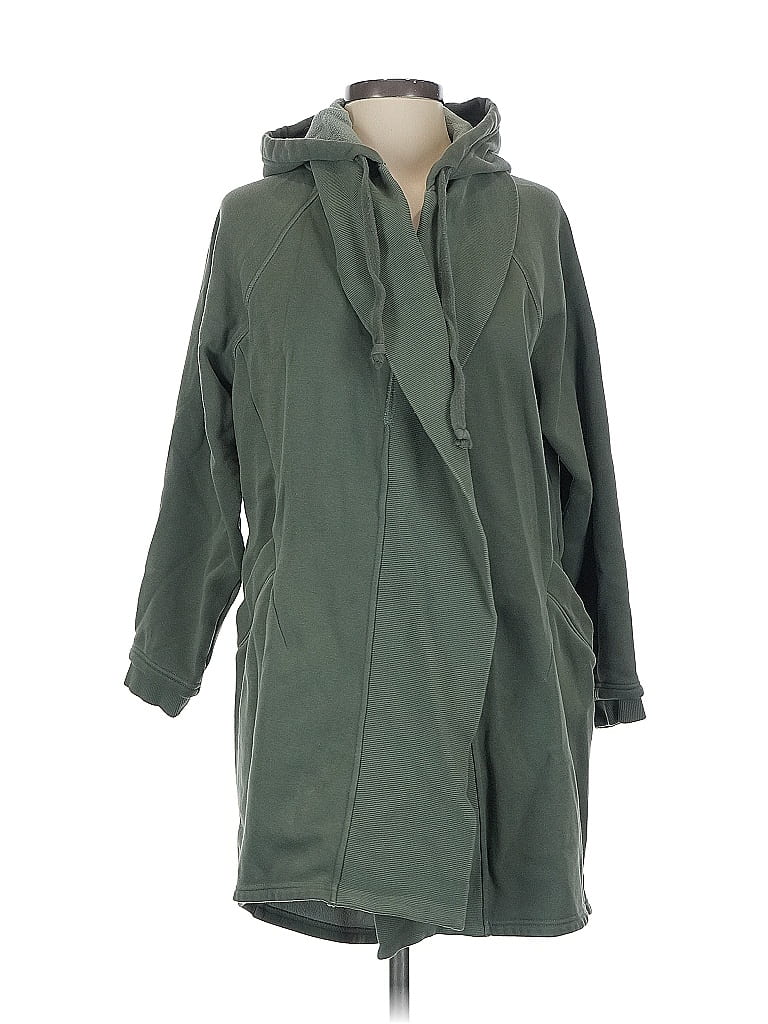 Pre-owned Fabletics Poncho In Green