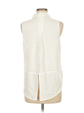 Velvet Heart Sleeveless Button-Down Shirt (view 2)