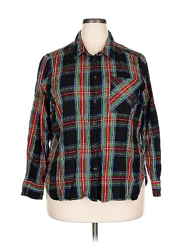Time and Tru Long Sleeve Button-Down Shirt (view 1)