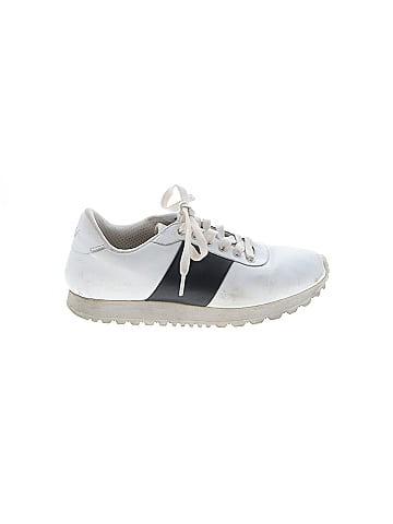 FILA Sneakers (view 1)