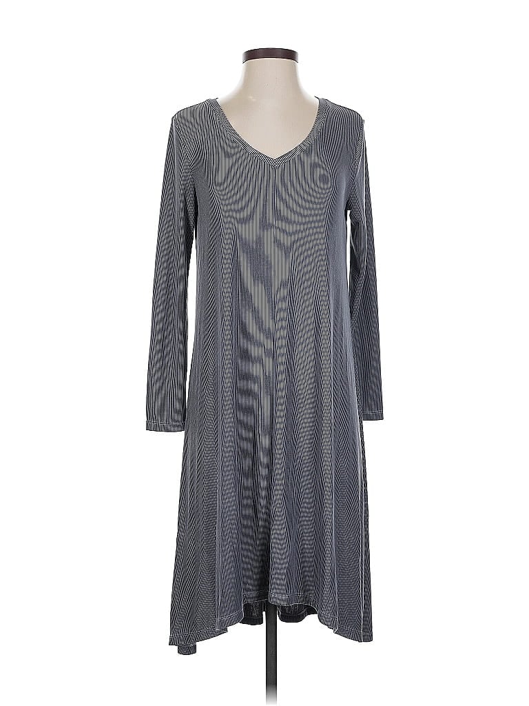 Click to view more detailed imagery on our partner's website Pre-owned Agnes & Dora Casual Dress In Gray