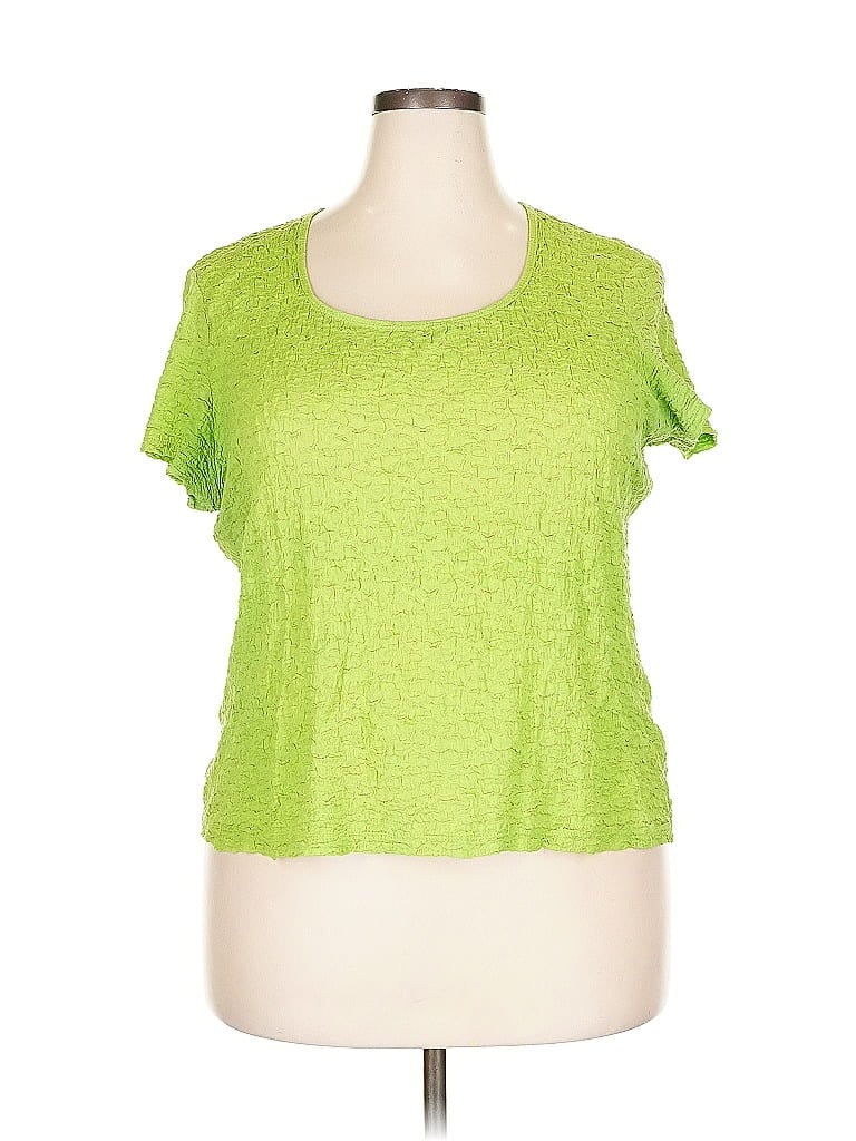 Click to view more detailed imagery on our partner's website Pre-owned Jaclyn Smith Short Sleeve Top Green Scoop Neck Tops