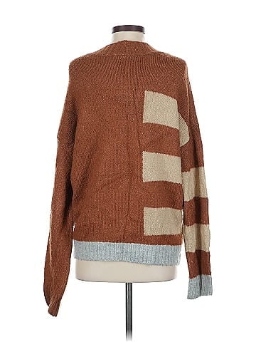 Hem & Thread Pullover Sweater (view 2)