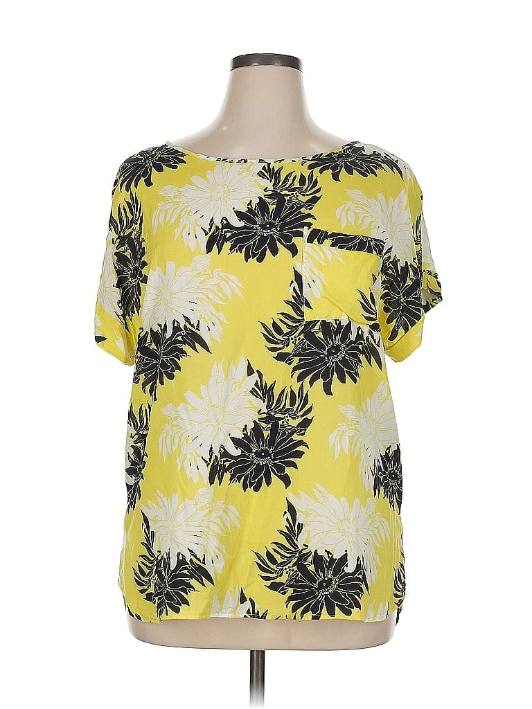 Pre-owned Ann Taylor Loft Short Sleeve Blouse In Yellow