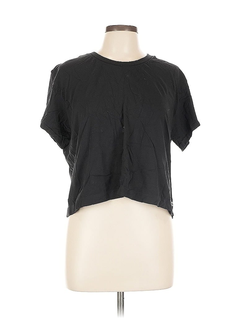 Pre-owned All In Motion Short Sleeve T-shirt In Black