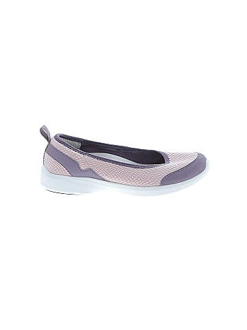 Vionic Flats (view 1)