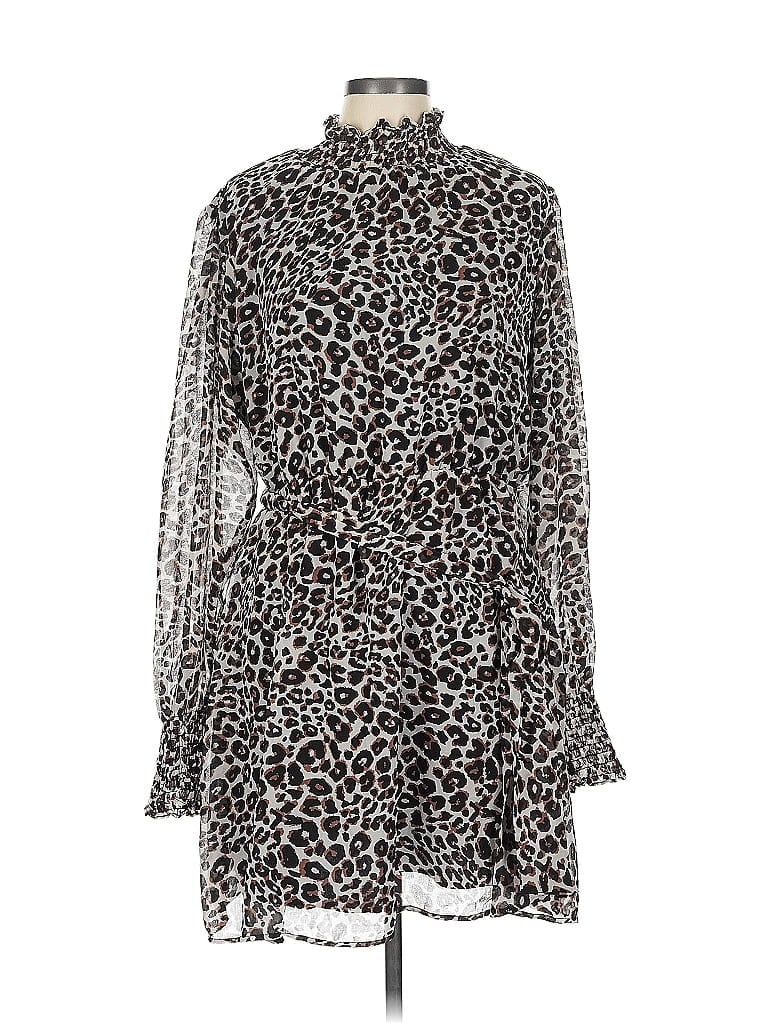 Click to view more detailed imagery on our partner's website Pre-owned Sanctuary Casual Dress In Black