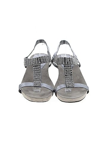 Kelly & Katie Wedges (view 2)