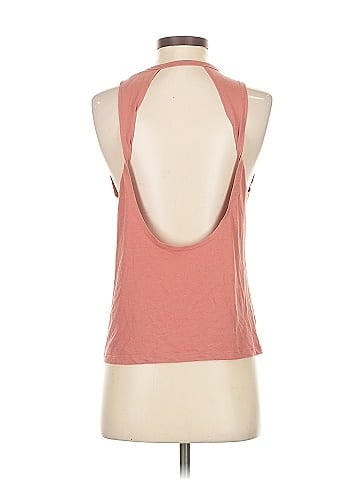 Victoria Sport Sleeveless Top (view 2)