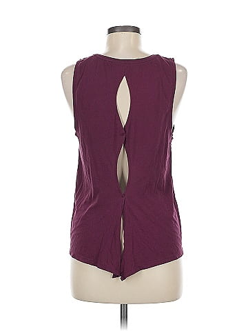 Victoria Sport Sleeveless T-Shirt (view 2)