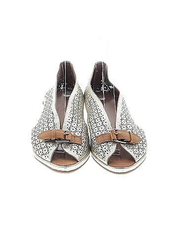 Gentle Souls by Kenneth Cole Wedges (view 2)