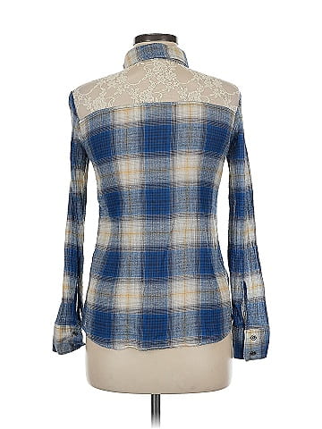 Mudd Long Sleeve Button-Down Shirt (view 2)