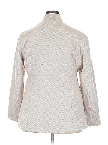 Chouyatou Coat (view 2)