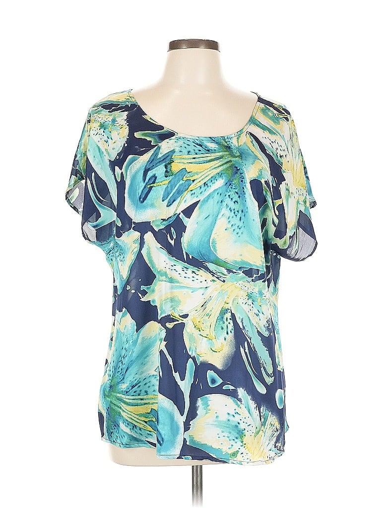 Click to view more detailed imagery on our partner's website Pre-owned Jm Collection Short Sleeve Blouse In Blue