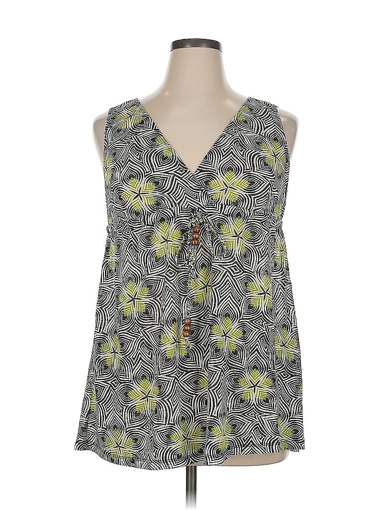 Click to view more detailed imagery on our partner's website Pre-owned New York And Company Sleeveless Blouse In Gray