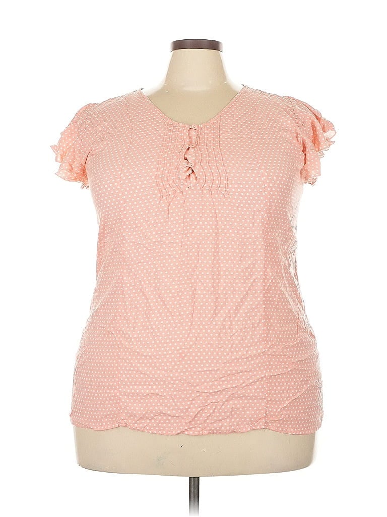 Click to view more detailed imagery on our partner's website Pre-owned Suzanne Betro Short Sleeve Top Pink Keyhole Neckline Tops