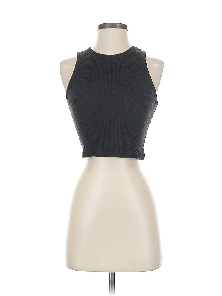 Click to view more detailed imagery on our partner's website Pre-owned Uniqlo Tank Top Black Halter Neckline Tops