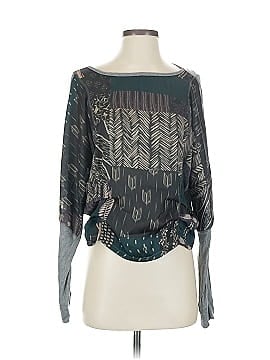 Tiny Long Sleeve Blouse