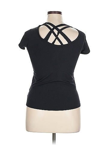 all in motion Short Sleeve Top (view 2)