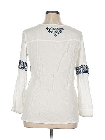 Solitaire 3/4 Sleeve Blouse (view 2)
