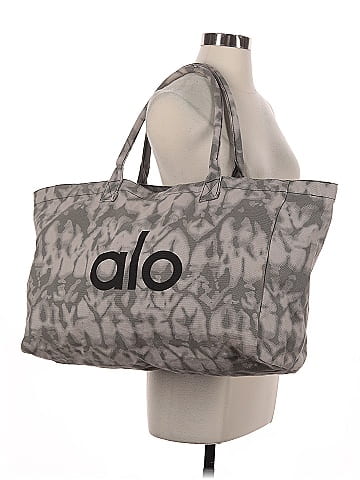 Alo Tote (view 2)