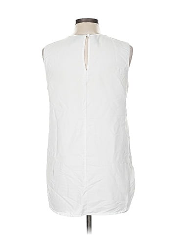 Bisou Bisou Sleeveless Blouse (view 2)