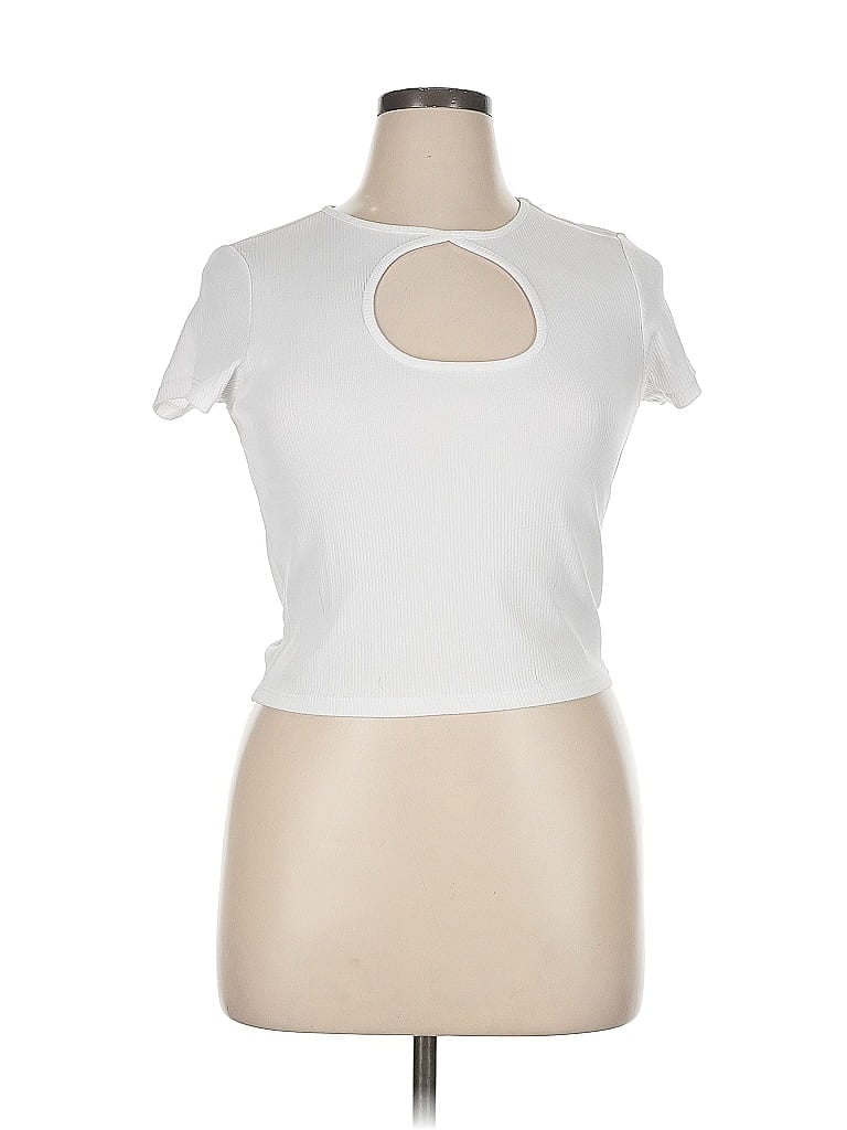 Click to view more detailed imagery on our partner's website Pre-owned Cotton On Short Sleeve T-shirt In White