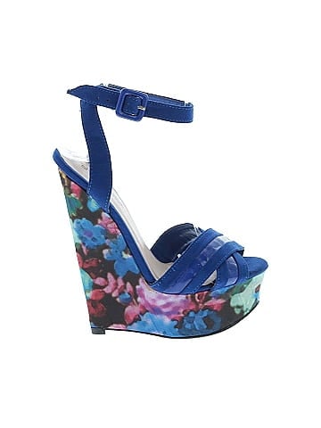 Shoedazzle Heels (view 1)