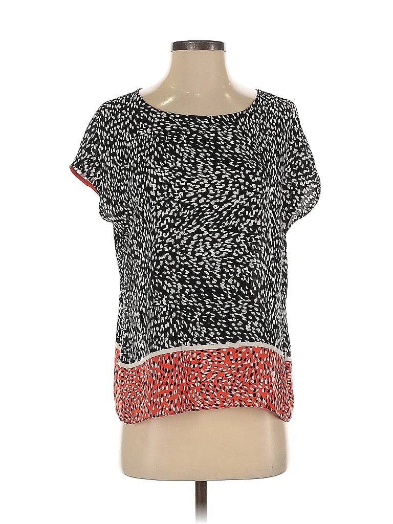 Pre-owned Vince Camuto Short Sleeve Blouse In Black