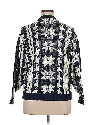 Cabin Creek Pullover Sweater (view 2)
