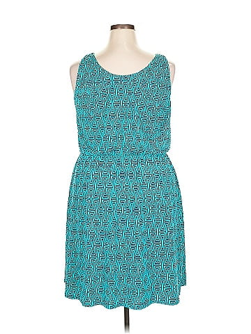 Market and Spruce Casual Dress (view 2)