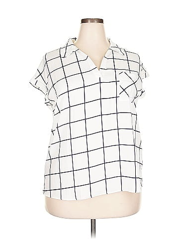 Fortune + Ivy Short Sleeve Blouse (view 1)