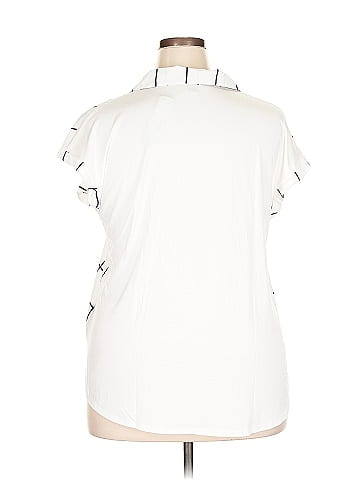 Fortune + Ivy Short Sleeve Blouse (view 2)