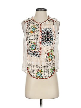Tiny Sleeveless Blouse