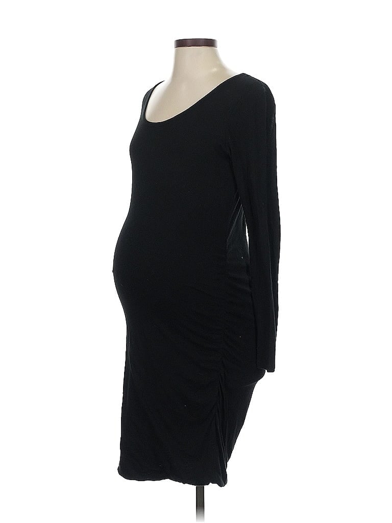 Click to view more detailed imagery on our partner's website Pre-owned Gap - Maternity Cocktail Dress In Black